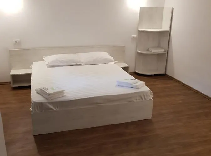 Pensión Casa Adita 2*